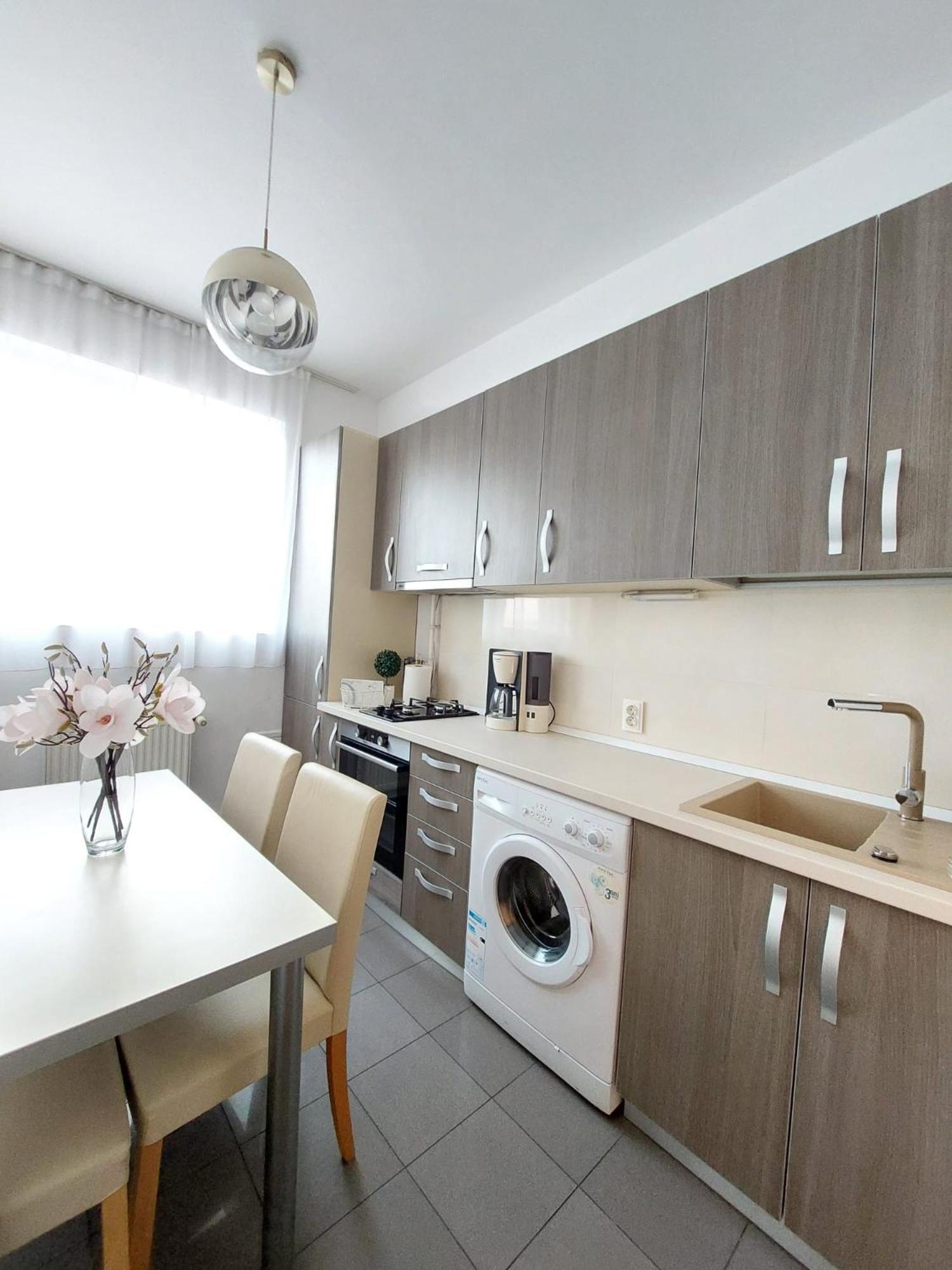 Sweet Residence Apartment Αράντ Εξωτερικό φωτογραφία