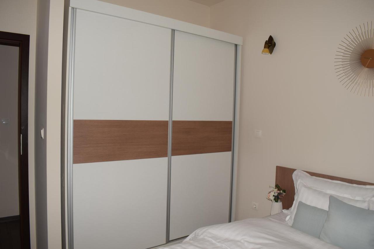Sweet Residence Apartment Αράντ Εξωτερικό φωτογραφία