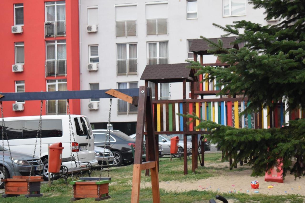 Sweet Residence Apartment Αράντ Εξωτερικό φωτογραφία